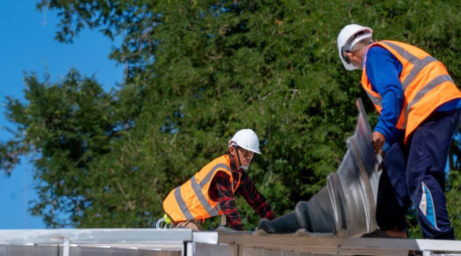Professional residential roofers in Marine City, MI